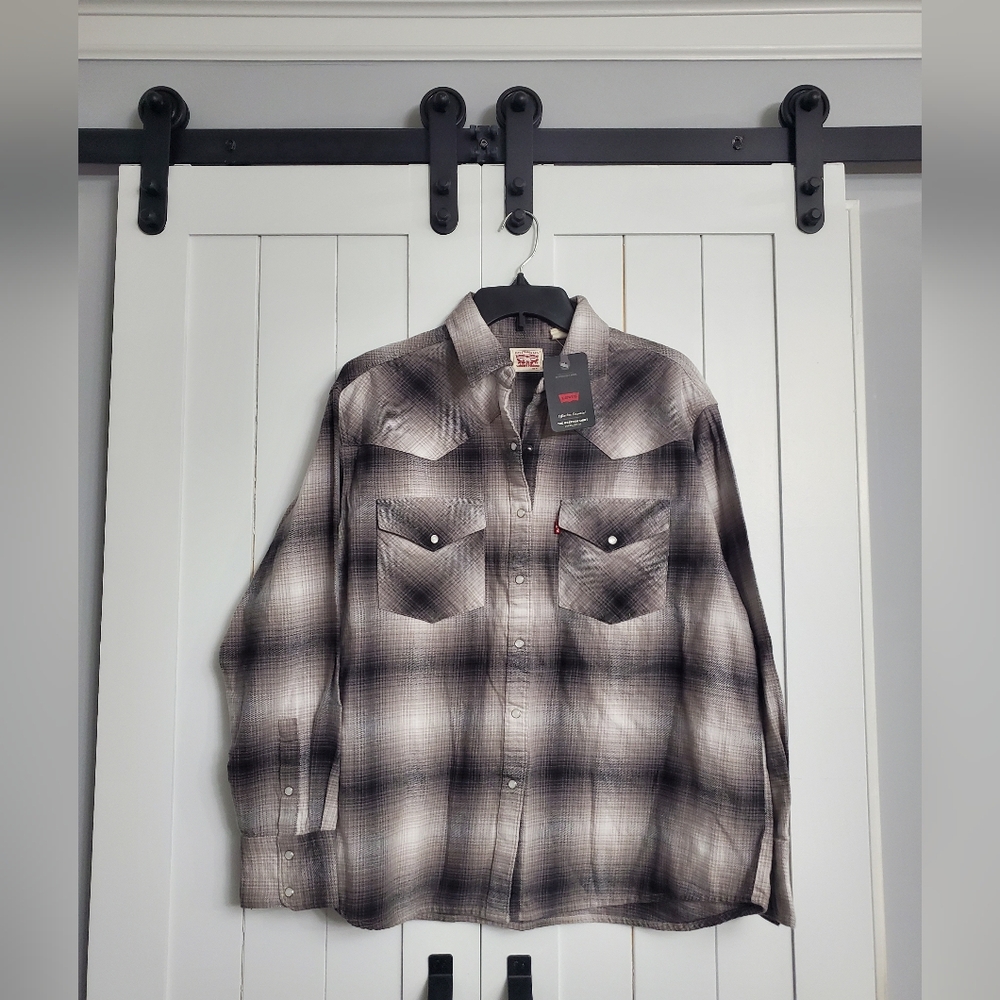Levi's Women's Dylan Relaxed Oversized Western Shirt. NEW!